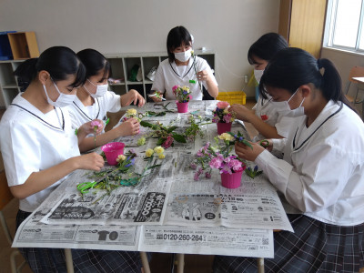 花女作業中